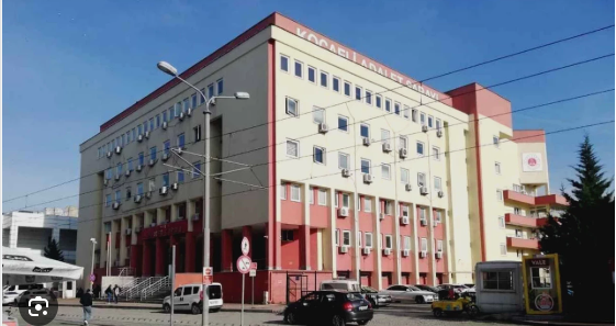 DEVLETİ YÖNETME BAKKAL YÖNETME SEVİYESİNE DÜŞMÜŞ! ADLİ EMANETTE Kİ ALTINLARDA ÇALINDI!