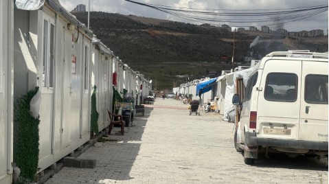 DEPREMİN ÜZERİNDEN 4. YIL GEÇİYOR VE MALATYA’DA SEFALET YAŞANIYOR!