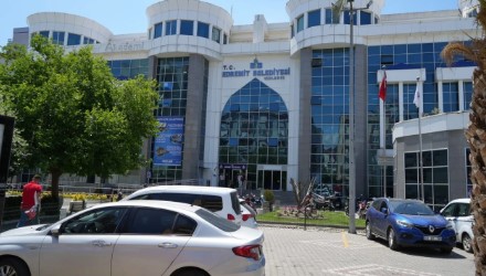 AKP’NİN OPERASYON ÇOCUĞUNA DÖNÜŞTÜRDÜĞÜ CHP’YE BİR OPERASYON DAHA!