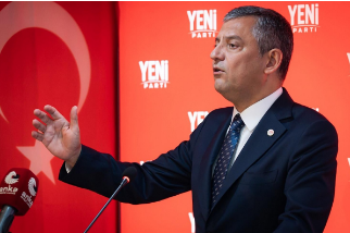 YENİ PARTİ LİDERİ ÖZEL’DEN ERDOĞAN’IN ÜÇÜNCÜ KEZ ADAYLIĞINA YEŞİL IŞIK!